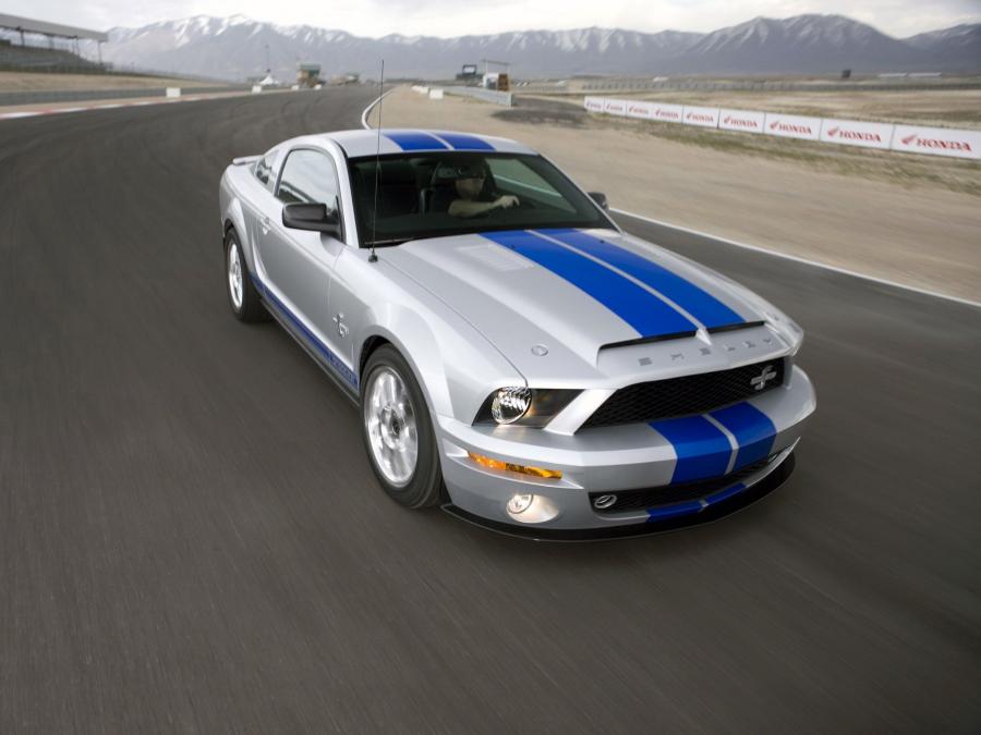  Shelby GT500 KR 40th Anniversary 2008 года  (фото 17 из 31)